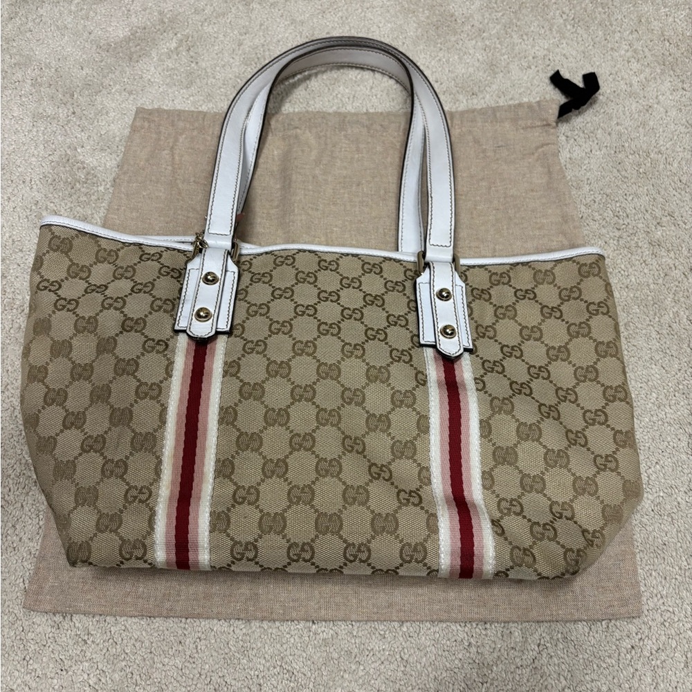 Gucci GG Canvas Jolicoeur Tote bag.